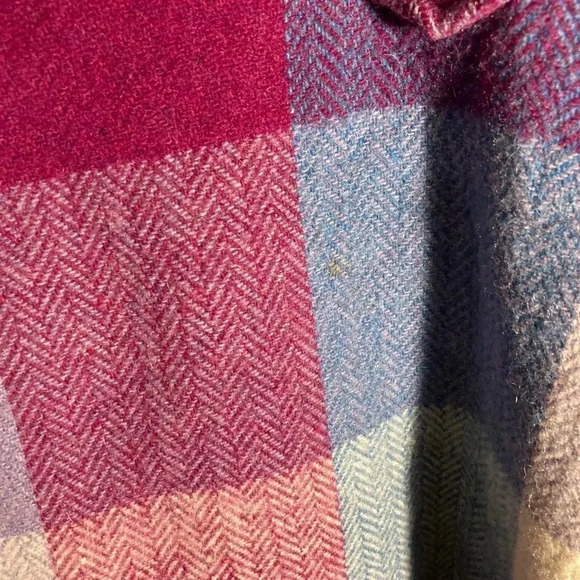 Vintage wool cape poncho  pink blue purple plaid - Picture 2 of 6